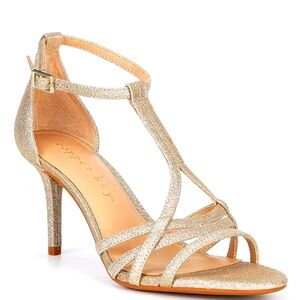 NEW gold Dress shoes. Size 9 1/2